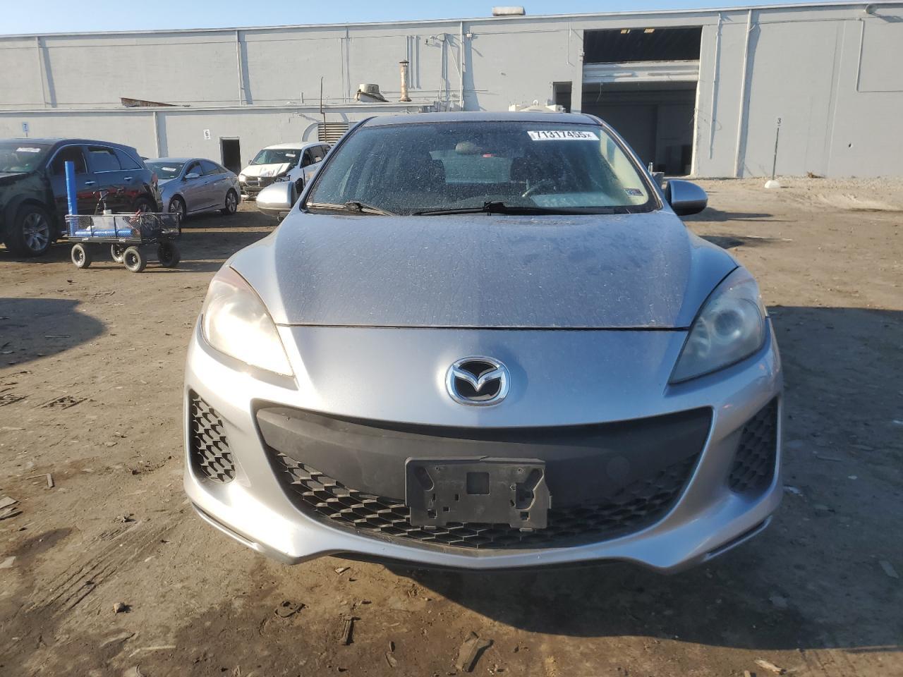2012 Mazda 3 I - Image 5