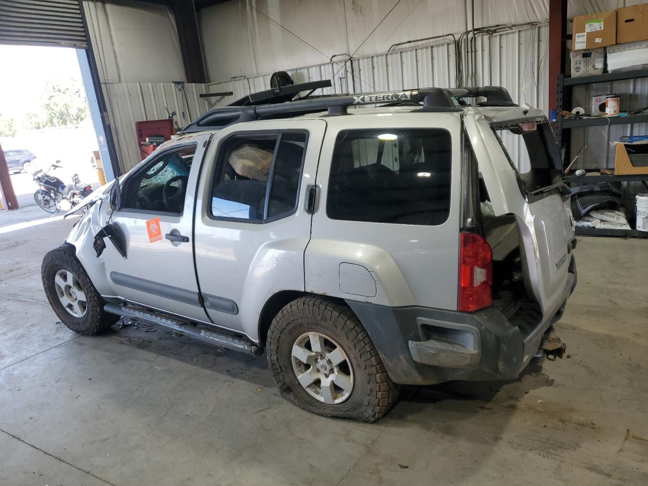 2006 Nissan Xterra Off Road - Image 2