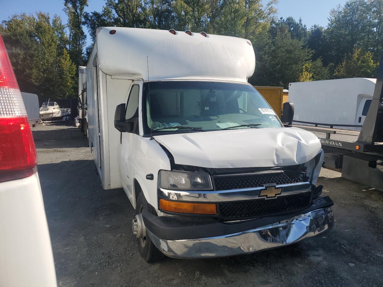 2020 Chevrolet Express G3 - Trucks - Фото 4