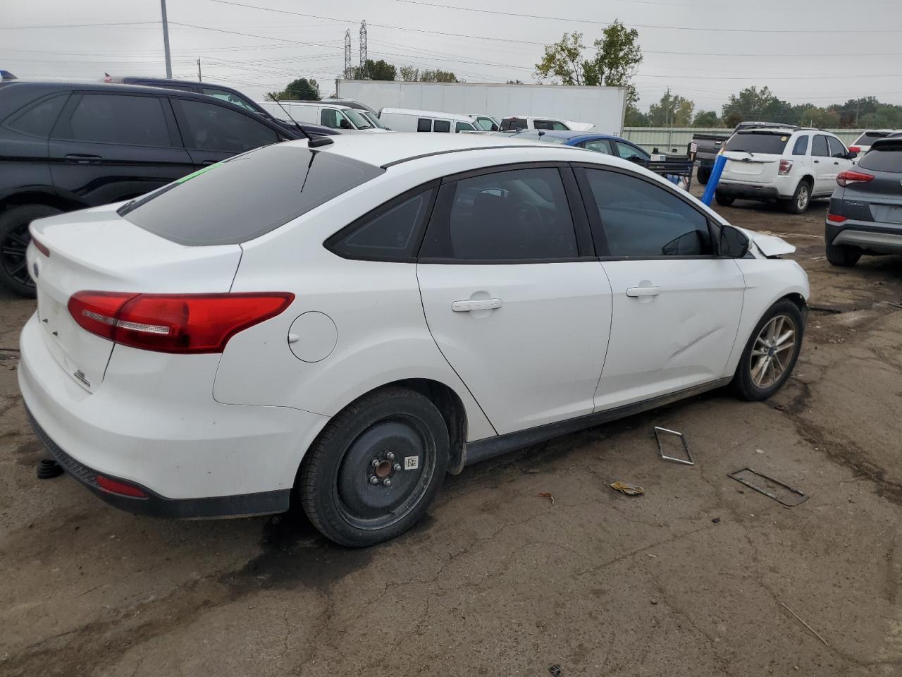2016 Ford Focus Se - Image 3