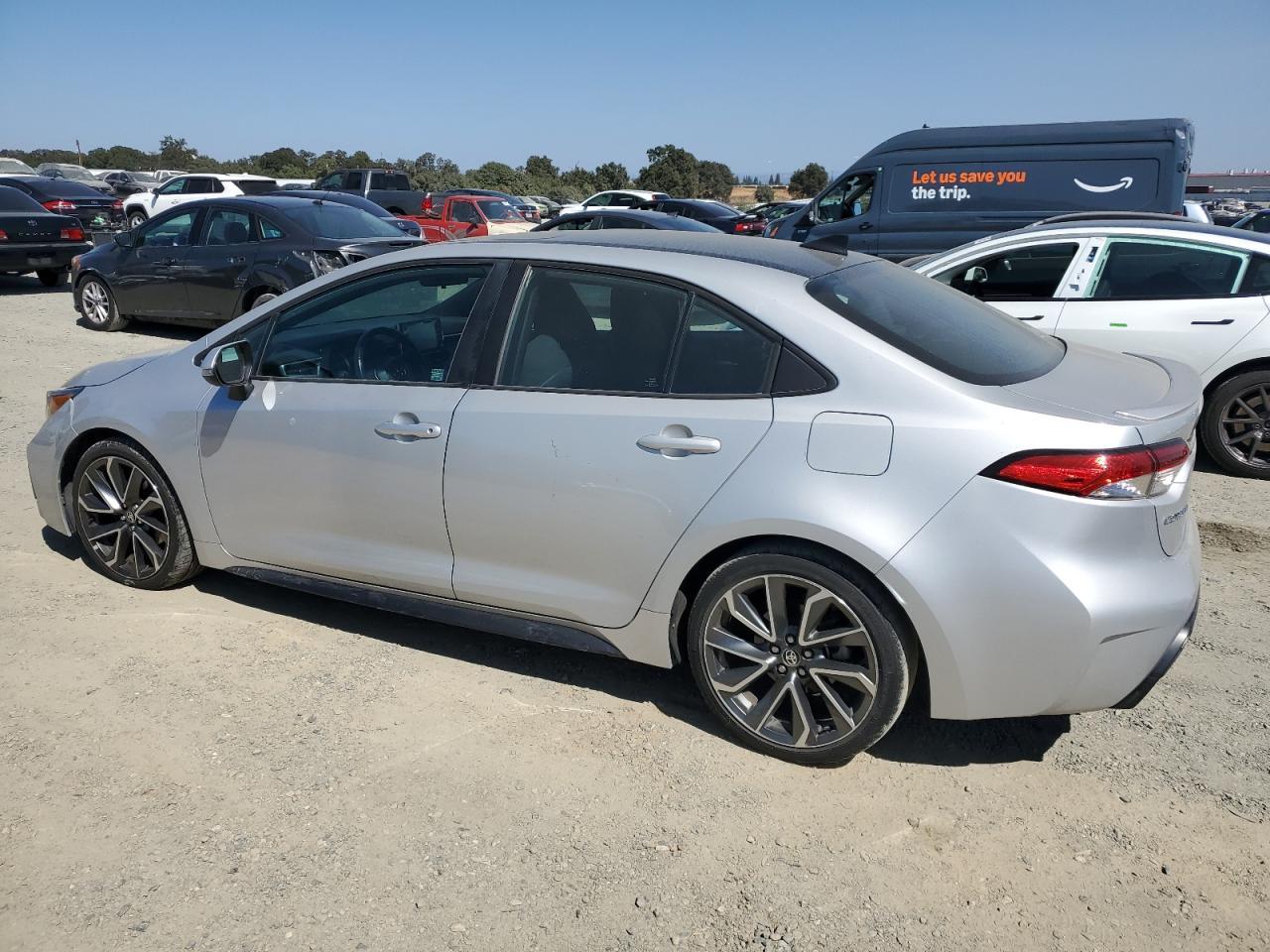 2021 Toyota Corolla Se - Image 2