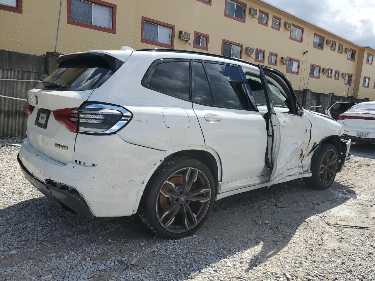 2020 BMW X3 xDrivem40I - Фото 3