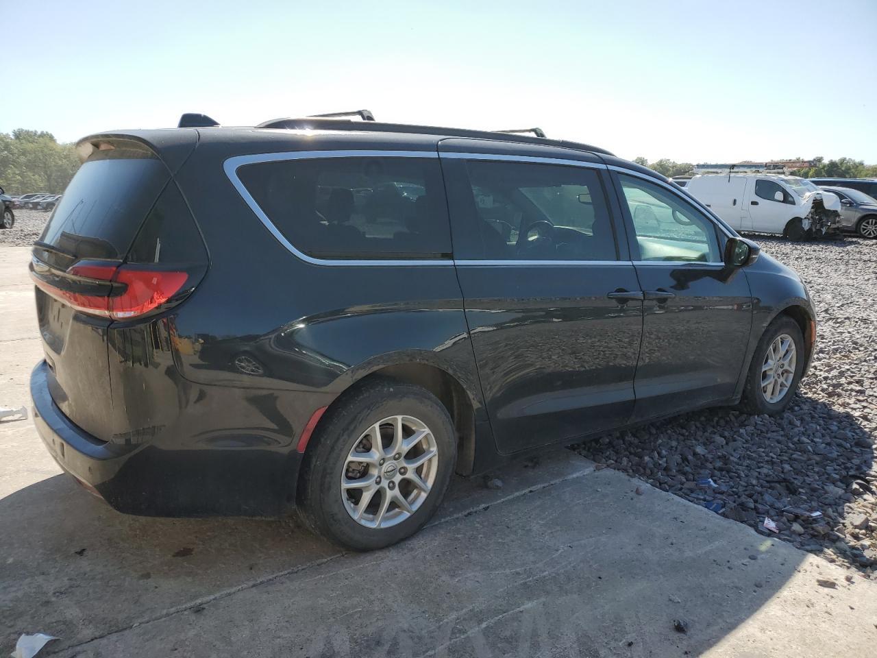 2022 Chrysler Pacifica Touring L - Фото 3