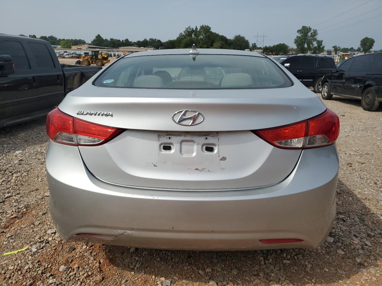 2013 Hyundai Elantra Gls - Фото 6