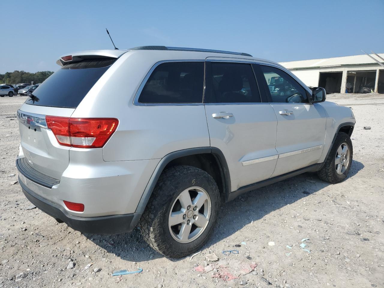 2013 Jeep Grand Cherokee Laredo - Фото 3