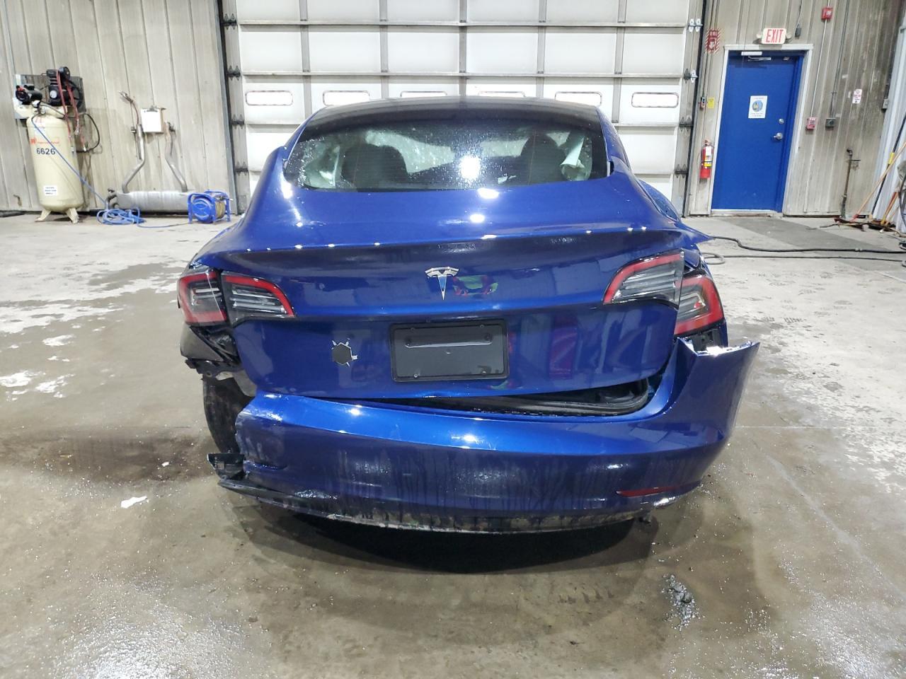 2023 Tesla Model 3 - Image 6