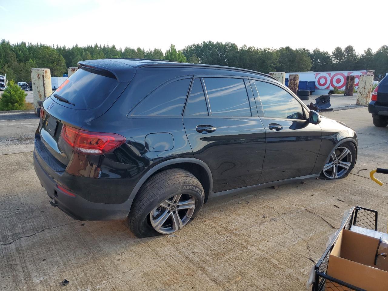 2020 Mercedes-Benz Glc 300 - Image 3
