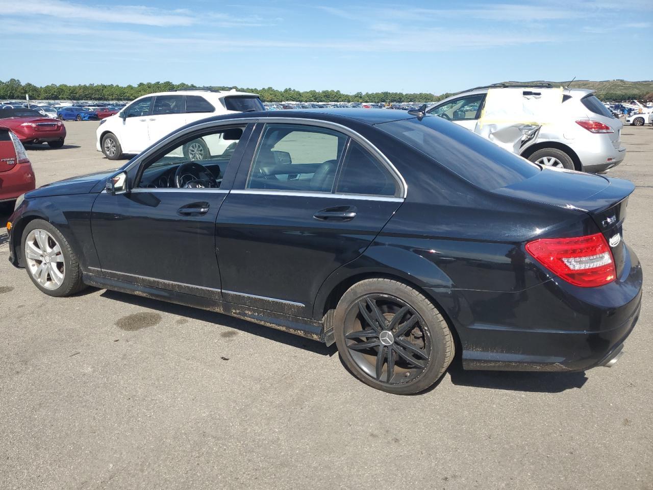 2013 Mercedes-Benz C 300 4Matic - Image 2