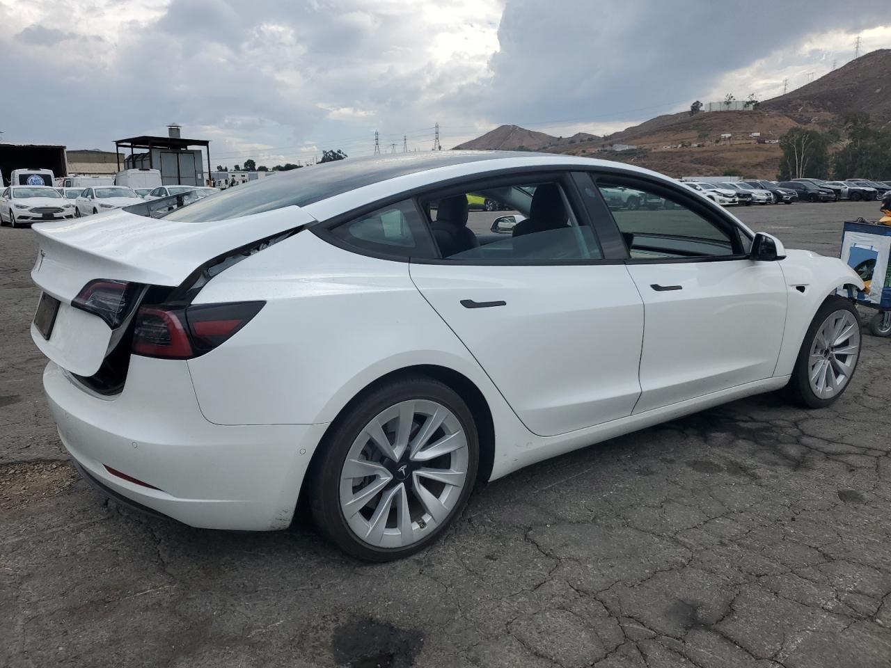 2021 Tesla Model 3 - Image 3