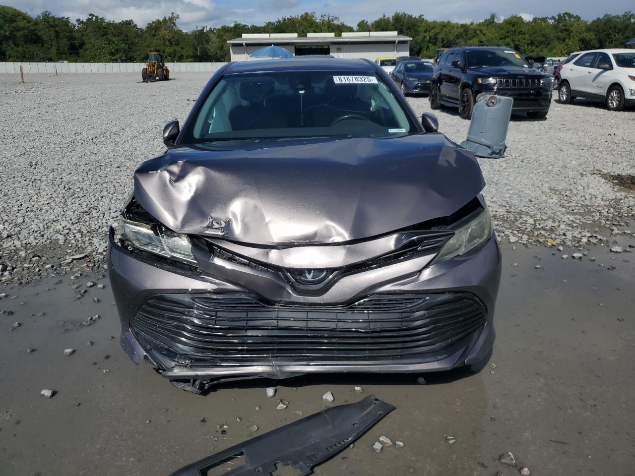 2020 Toyota Camry Le - Image 5