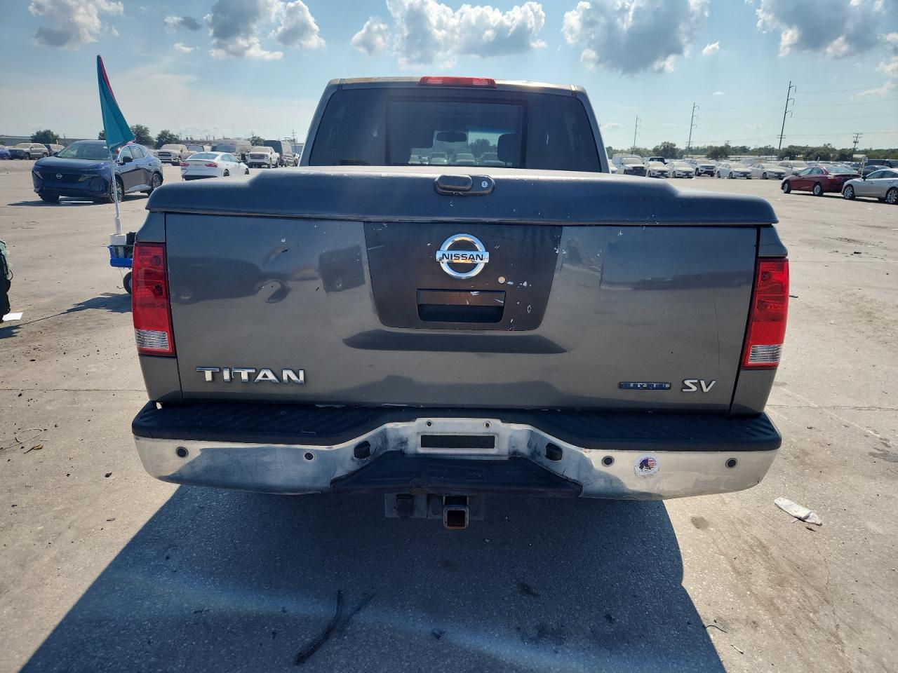 2011 Nissan Titan S - Фото 6