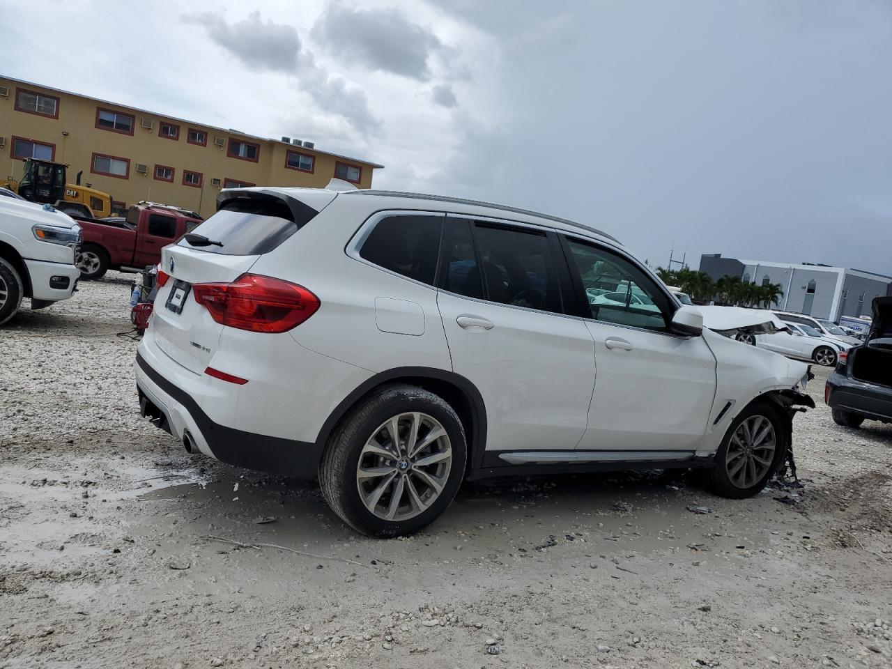 2019 BMW X3 Sdrive30I - Фото 3