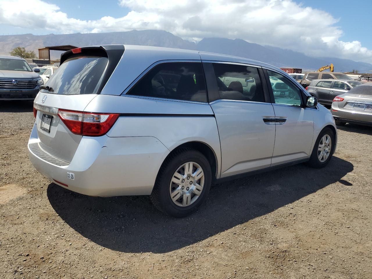 2012 Honda Odyssey Lx - Image 3
