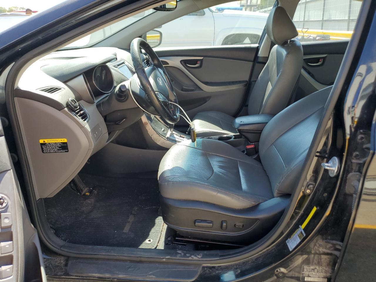 2013 Hyundai Elantra Limited - Image 7