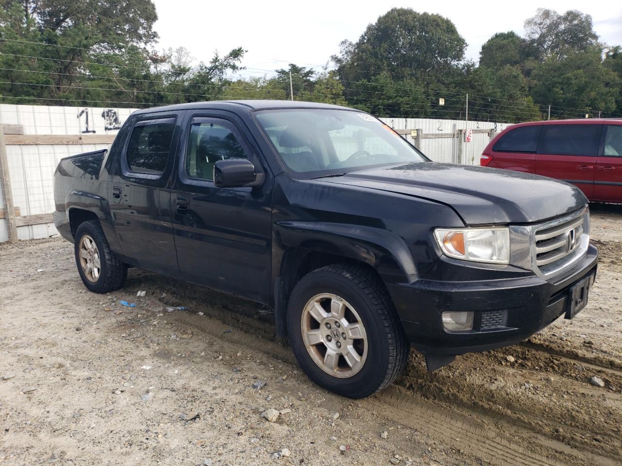 2013 Honda Ridgeline Rts - Image 4