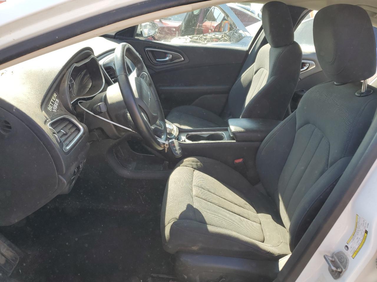 2016 Chrysler 200 Limited - Фото 7
