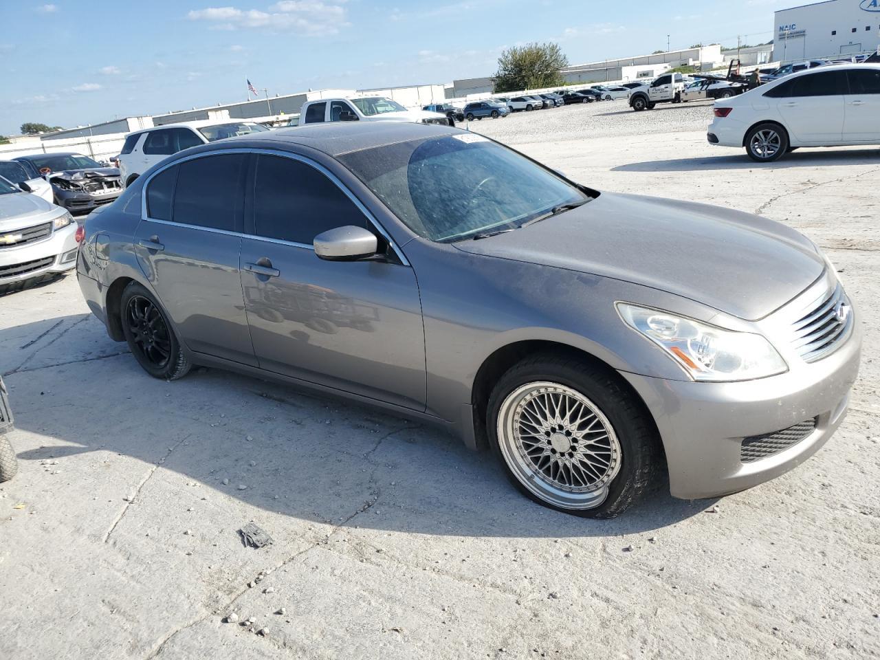 2009 Infiniti G37 Base - Image 4