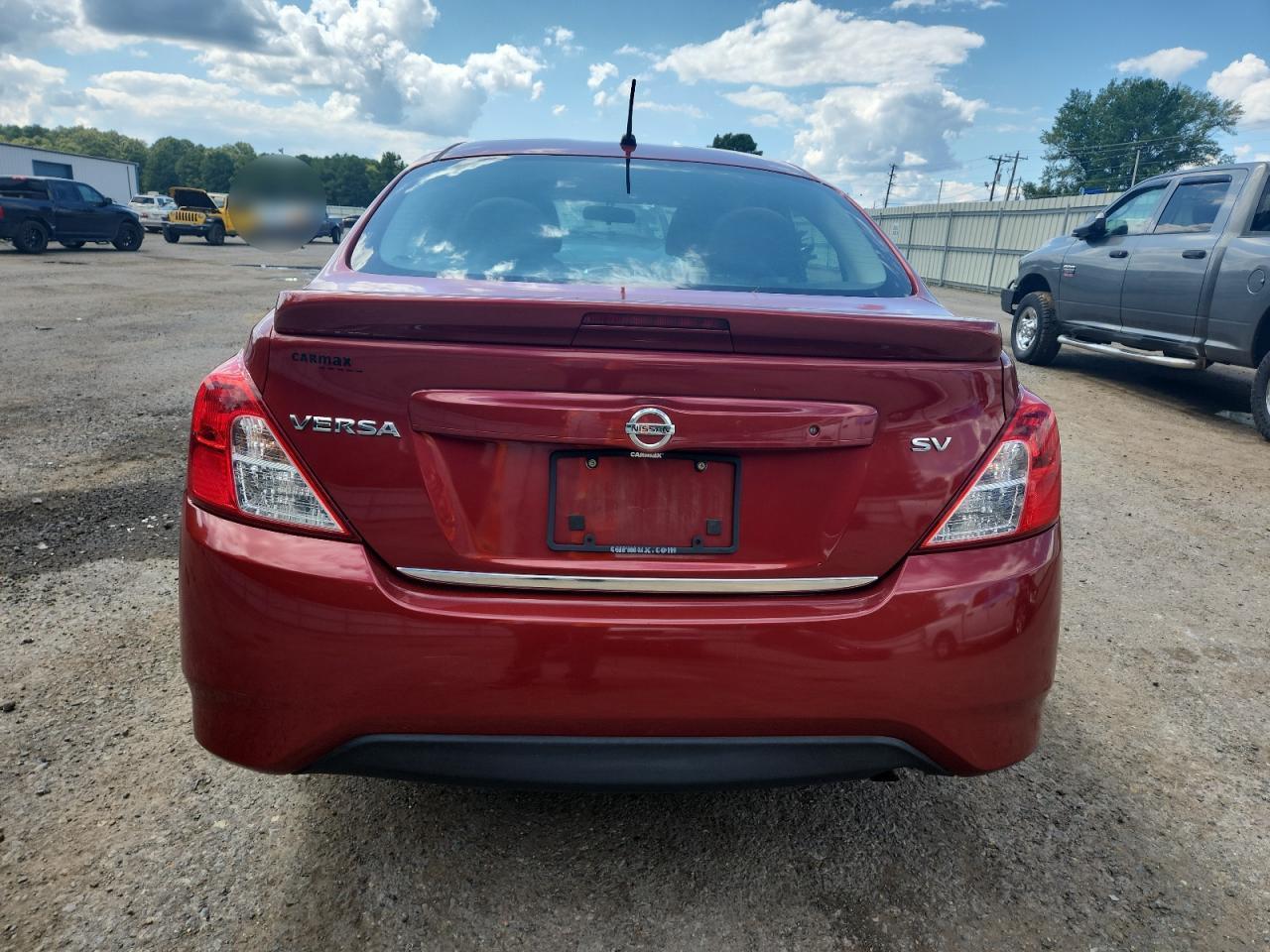 2017 Nissan Versa S - Фото 6