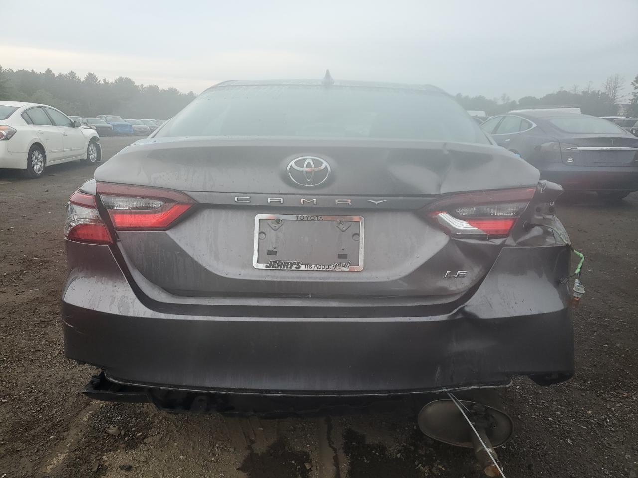 2024 Toyota Camry Le - Фото 6