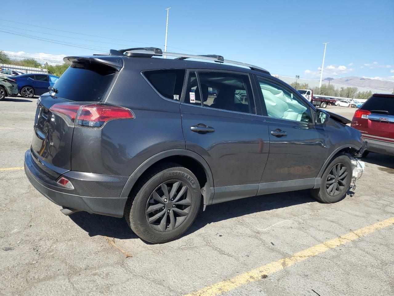 2016 Toyota Rav4 Le - Фото 3