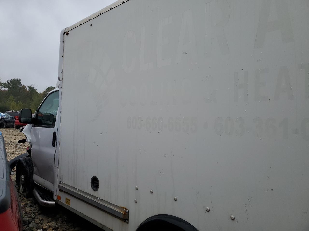 2018 Chevrolet Express G3500 - Фото 2