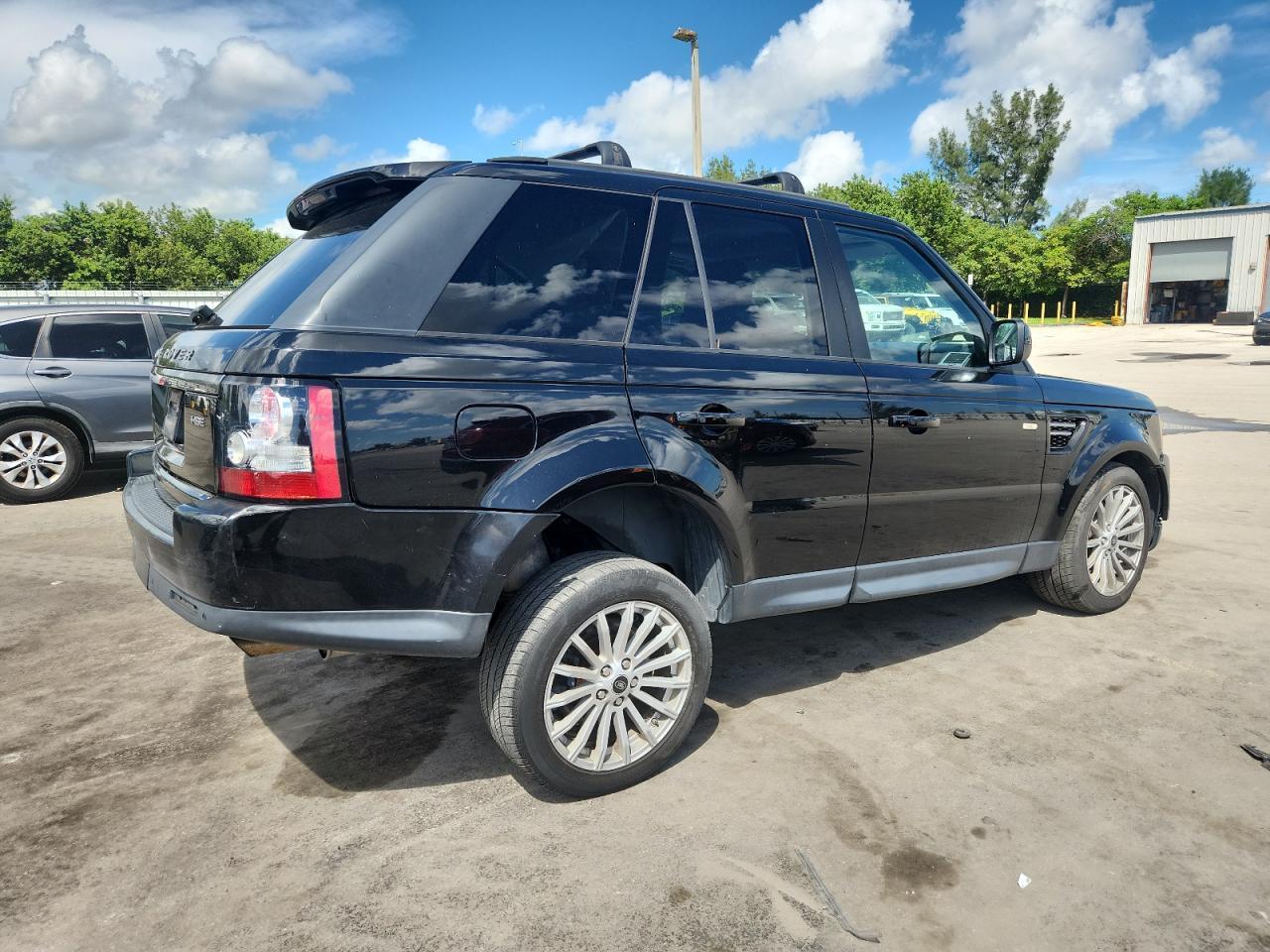 2013 Land Rover Range Rover Sport Hse - Image 3