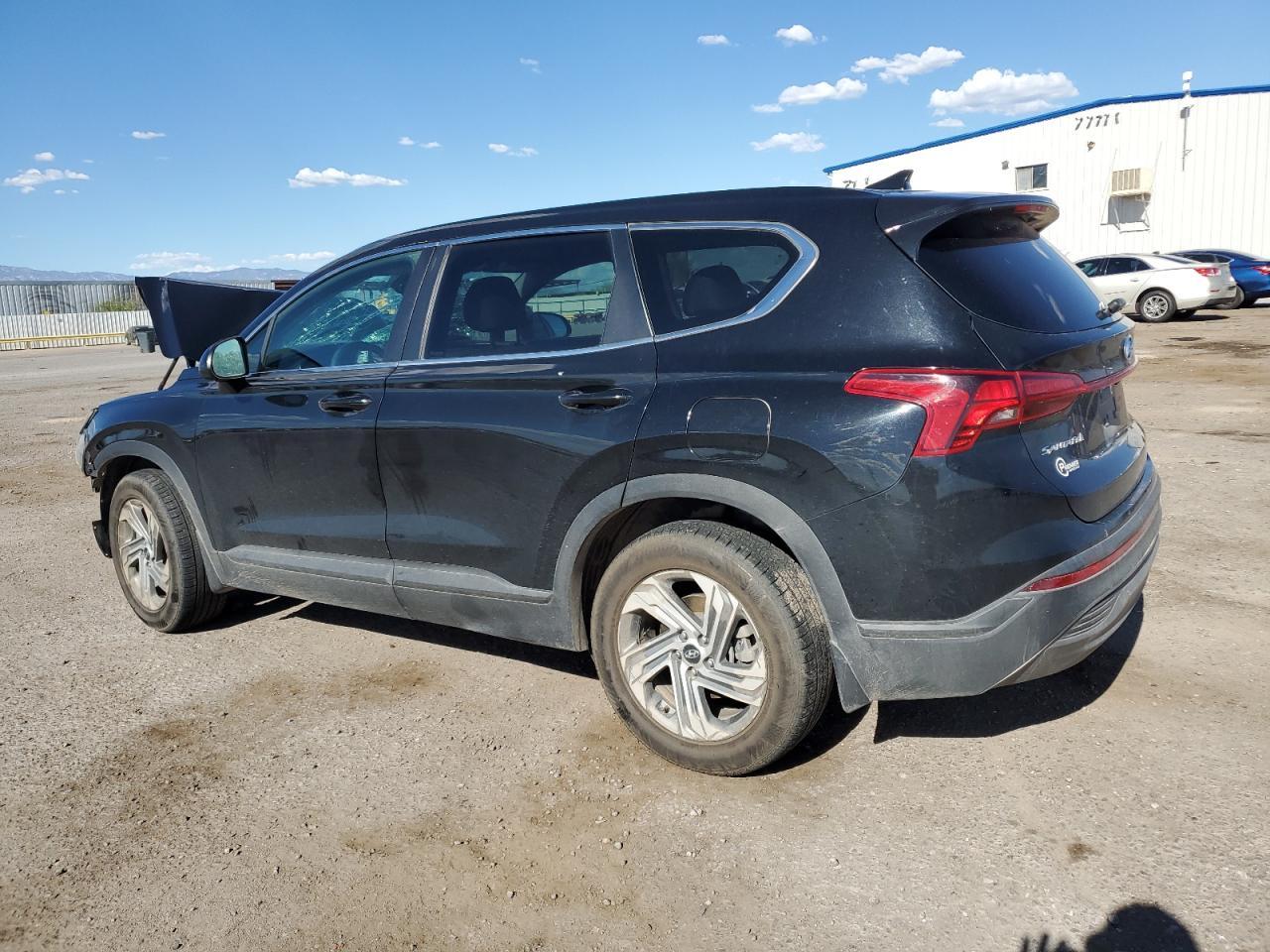 2021 Hyundai Santa Fe Se - Фото 2