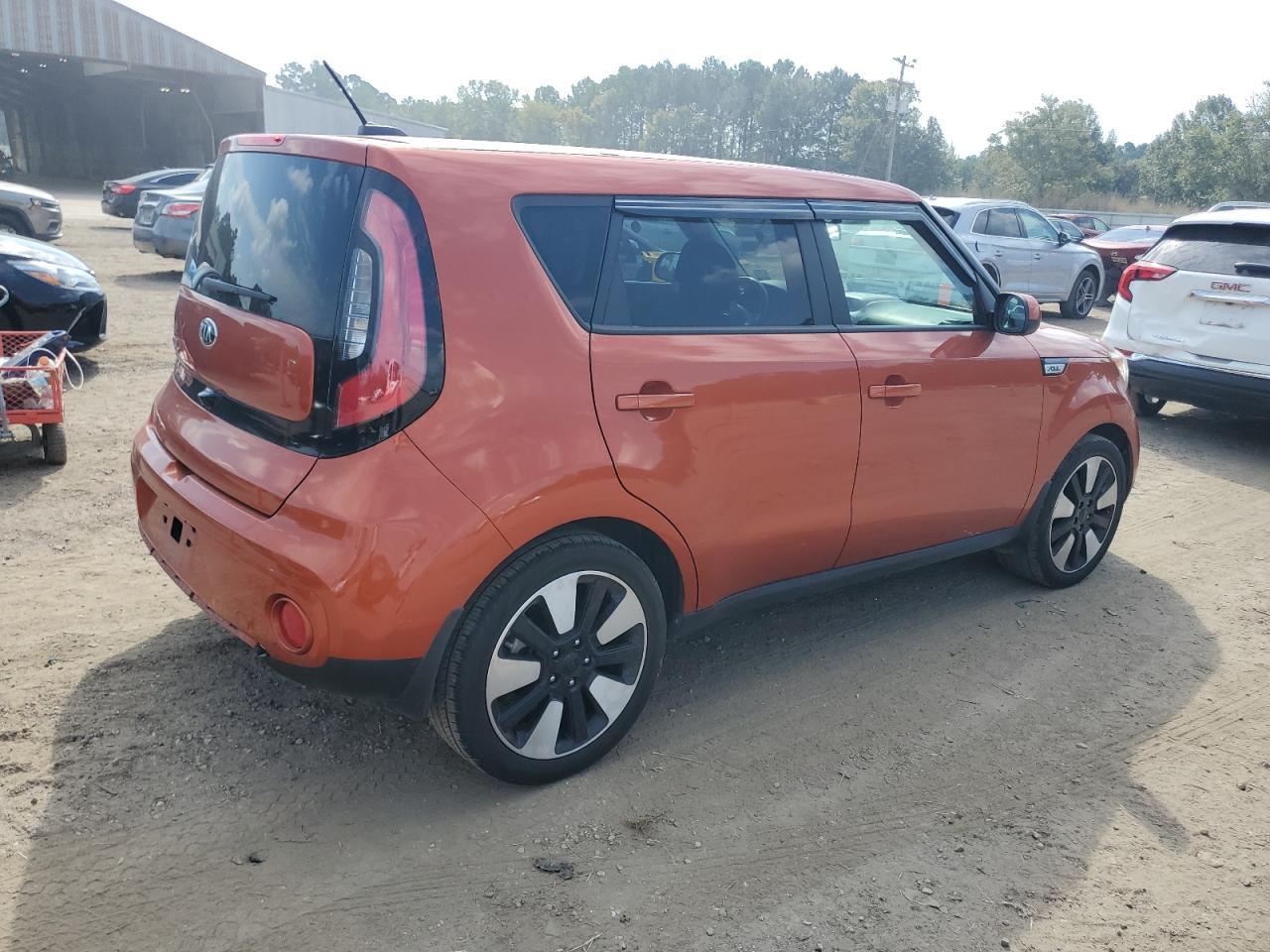 2018 Kia Soul + - Image 3