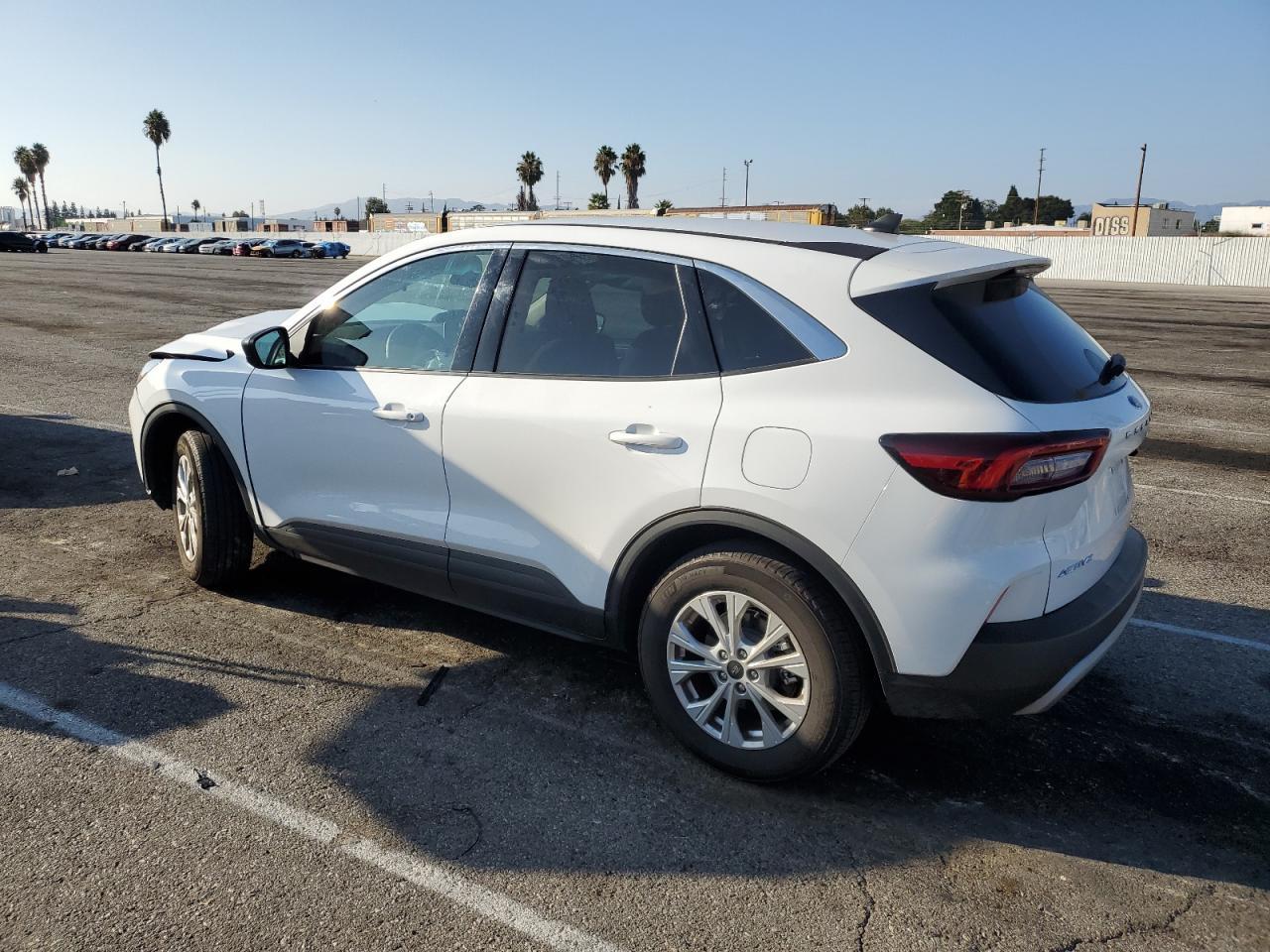 2024 Ford Escape Active - Image 2