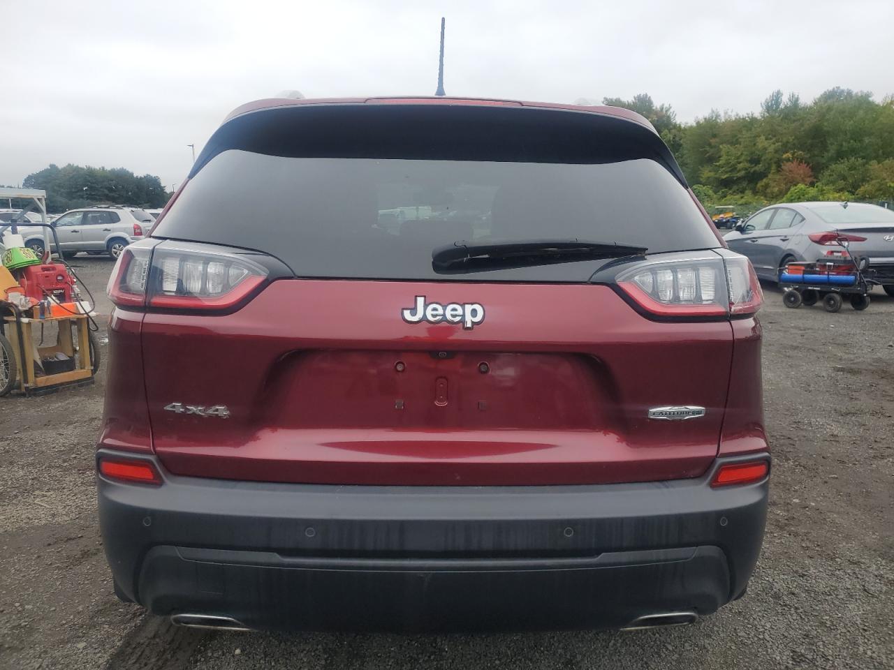 2019 Jeep Cherokee Latitude Plus - Image 6