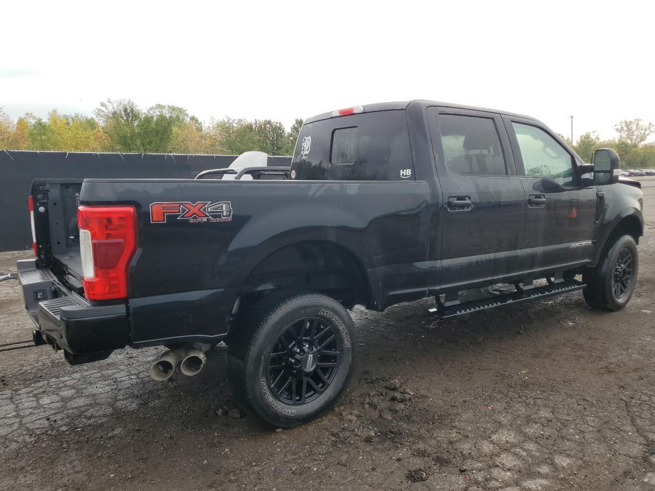 2019 Ford F250 Super Duty - Фото 3