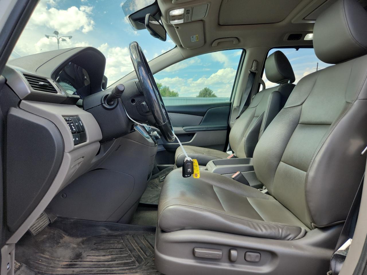 2017 Honda Odyssey Touring - Фото 7