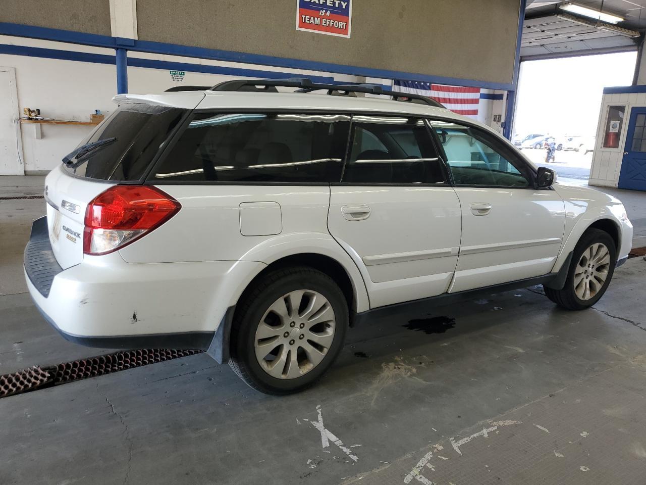 2009 Subaru Outback 2.5I Limited - Фото 3