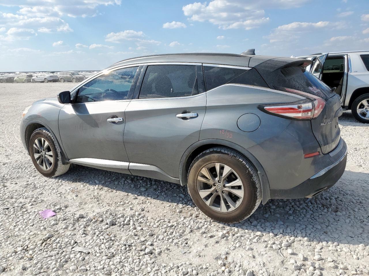 2017 Nissan Murano S - Image 2