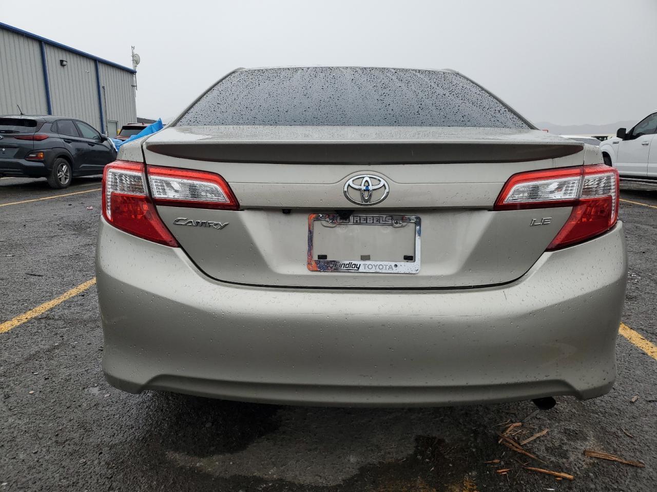 2014 Toyota Camry L - Image 6