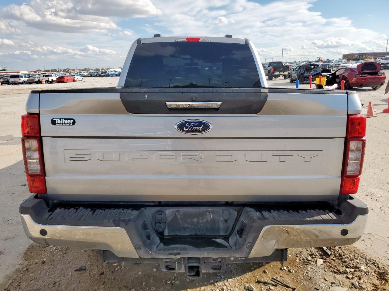 2022 Ford F250 Super Duty - Фото 6