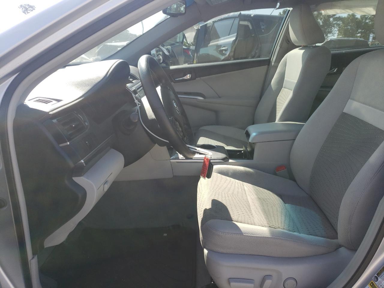 2012 Toyota Camry Hybrid - Image 7