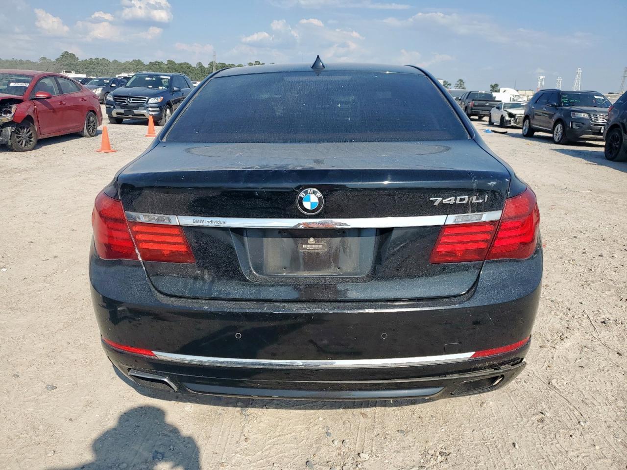 2013 BMW 740 Li - Image 6