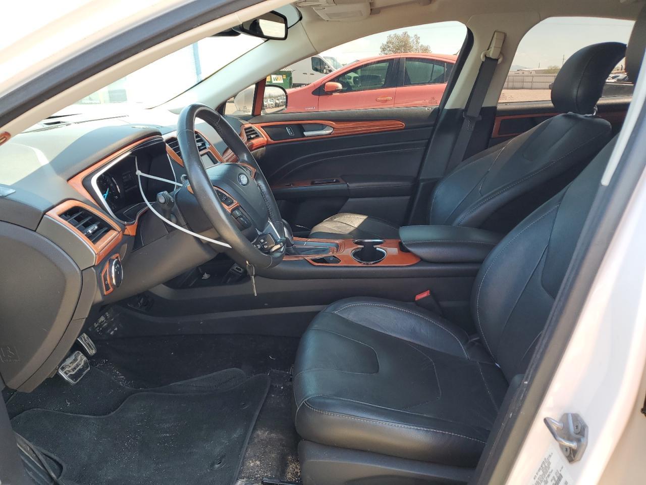 2014 Ford Fusion Titanium Phev - Image 7