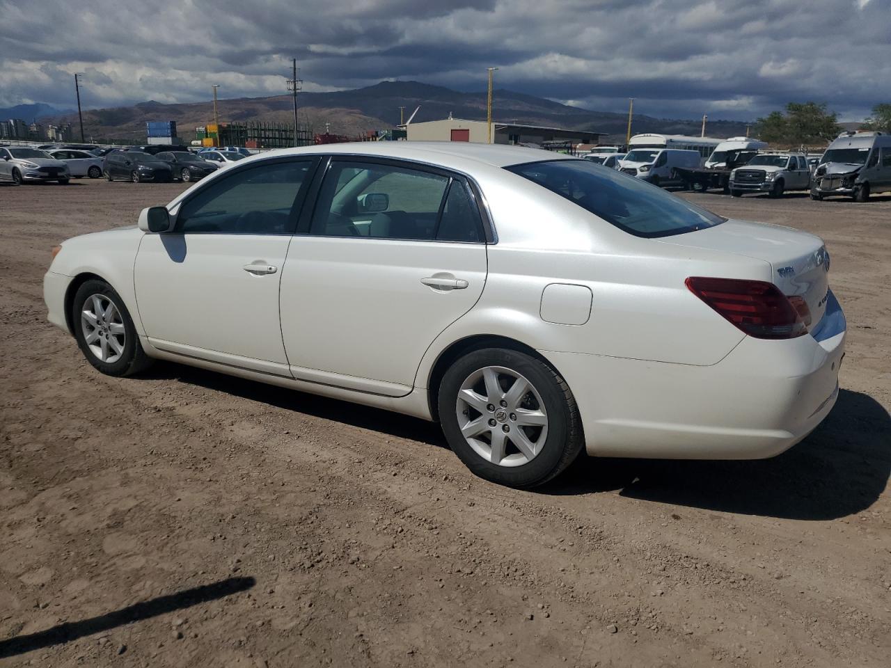 2008 Toyota Avalon Xl - Image 2