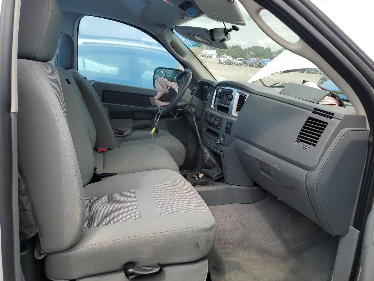 2007 Dodge Ram 2500 St - Фото 7