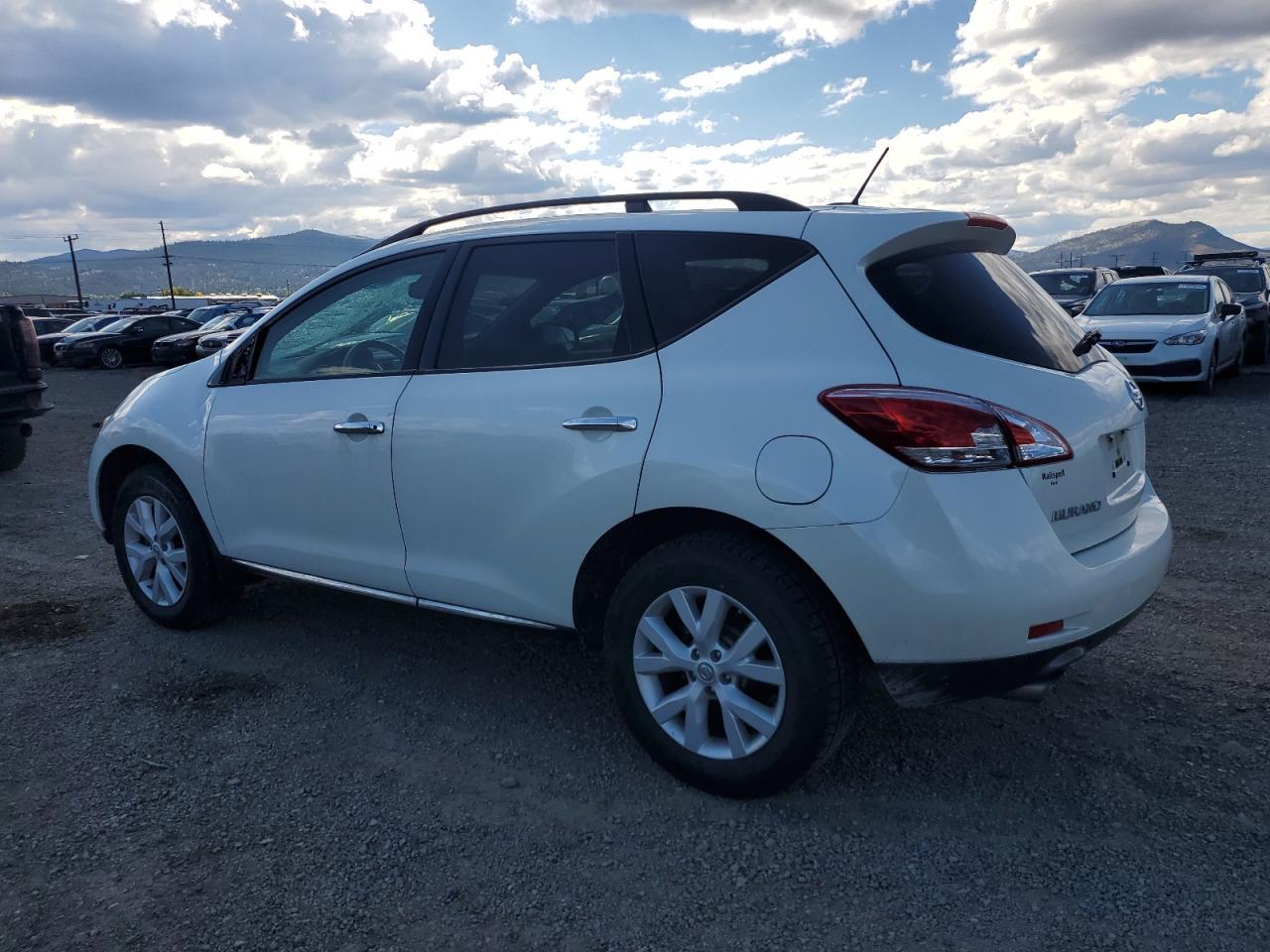 2012 Nissan Murano S - Image 2