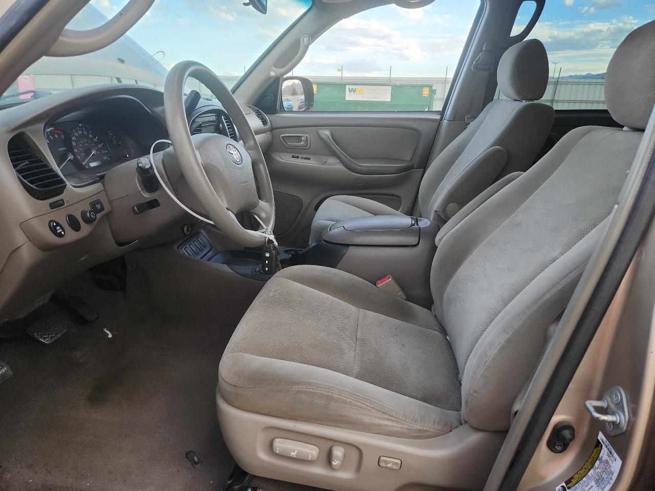 2005 Toyota Sequoia Sr5 - Фото 7