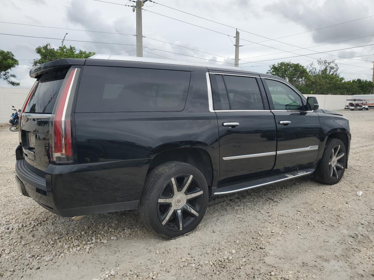 2019 Cadillac Escalade Esv Luxury - Image 3