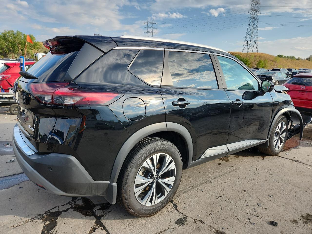 2023 Nissan Rogue Sv - Image 3