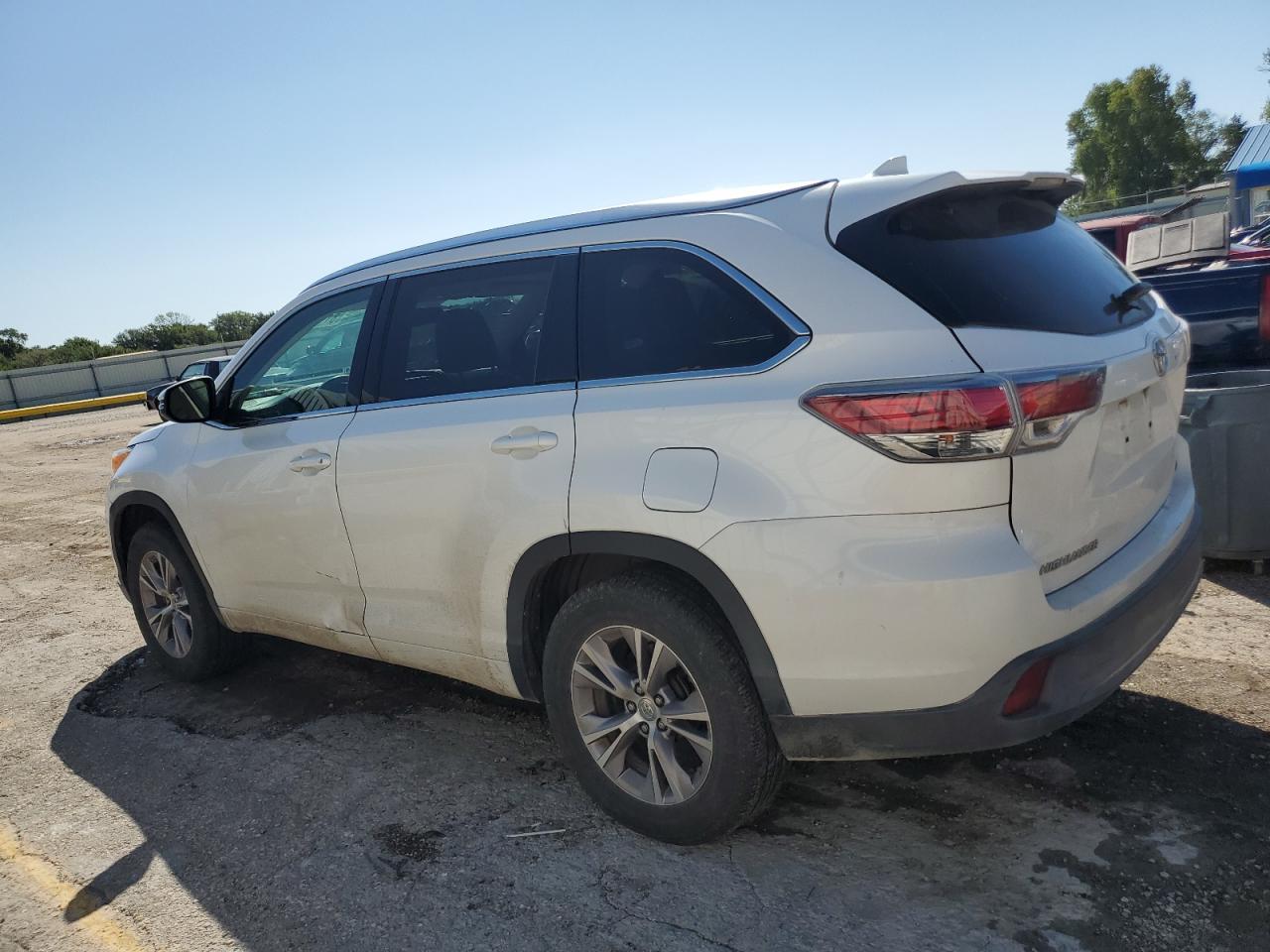 2014 Toyota Highlander Xle - Фото 2