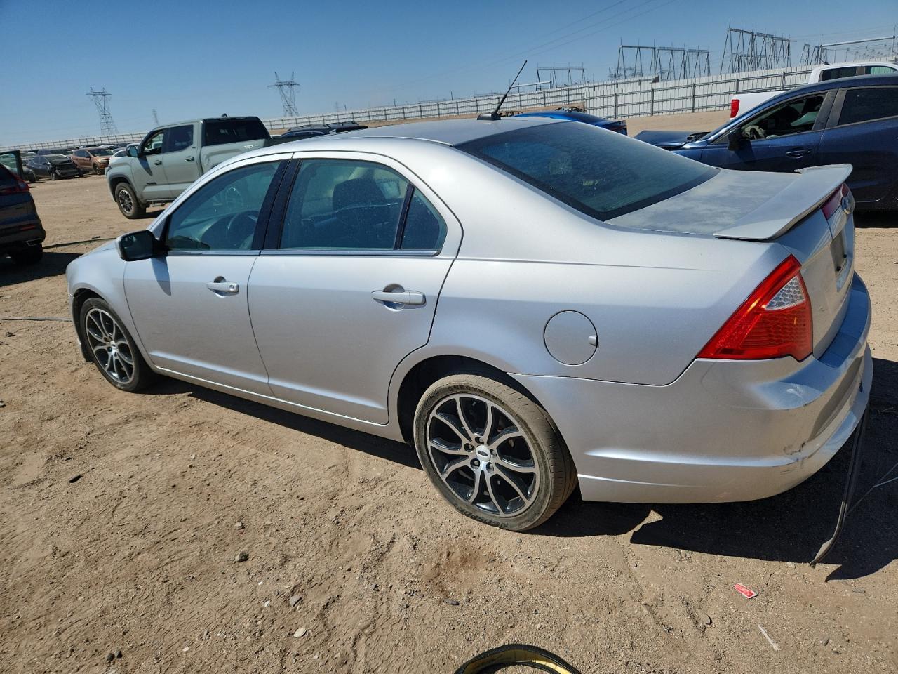 2012 Ford Fusion Se - Фото 2