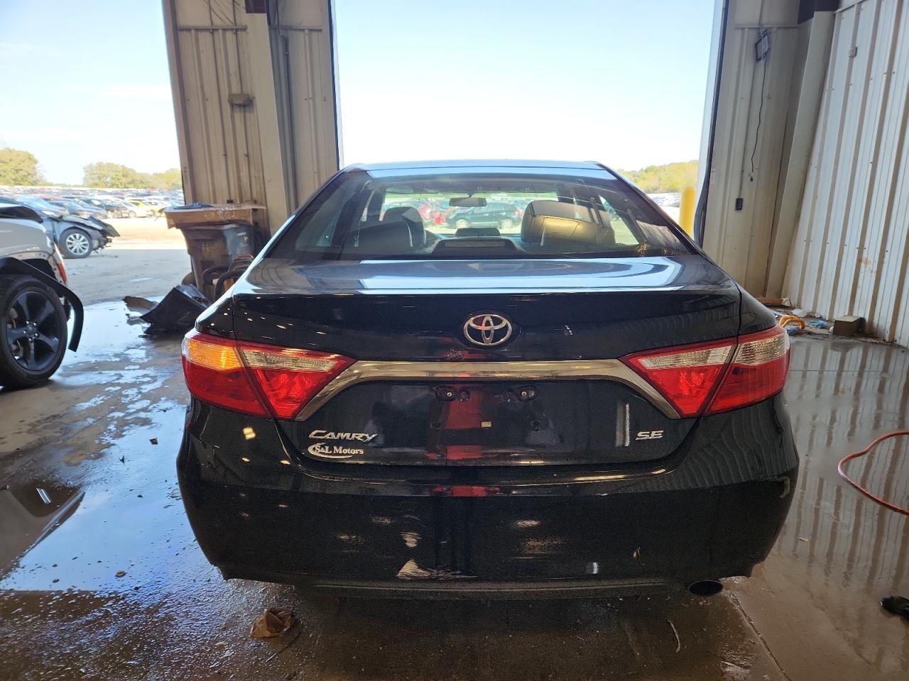 2016 Toyota Camry Le - Image 6