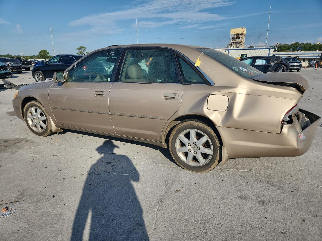 2001 Toyota Avalon Xl - Image 2