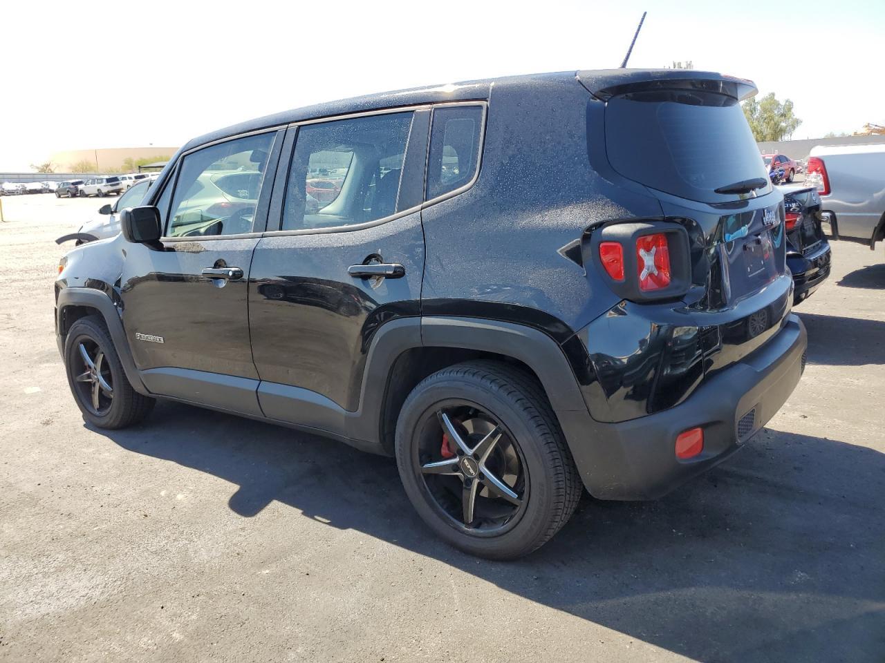 2016 Jeep Renegade Sport - Фото 2